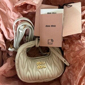 AUTHENTIC Miu Miu Wander matelassé nappa leather micro hobo bag white